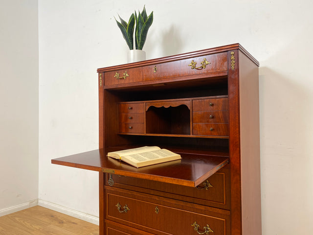 WMK Vornehmer und sehr gut erhaltener Vintage Sekretär in antikem Stil aus Vollholz in edlem Mahagoni mit feinen Messinggriffen # Schreibschrank Schreibtisch Highboard Schrank Desk Biedermeier Vintage