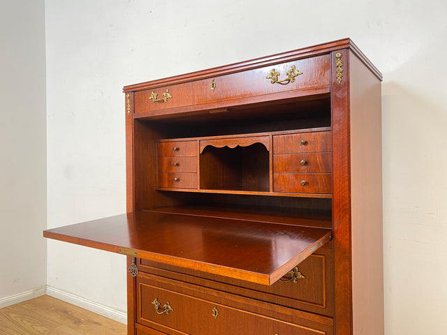 WMK Vornehmer und sehr gut erhaltener Vintage Sekretär in antikem Stil aus Vollholz in edlem Mahagoni mit feinen Messinggriffen # Schreibschrank Schreibtisch Highboard Schrank Desk Biedermeier Vintage