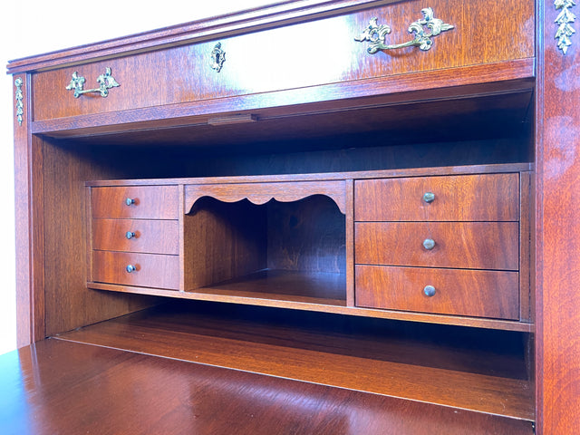 WMK Vornehmer und sehr gut erhaltener Vintage Sekretär in antikem Stil aus Vollholz in edlem Mahagoni mit feinen Messinggriffen # Schreibschrank Schreibtisch Highboard Schrank Desk Biedermeier Vintage