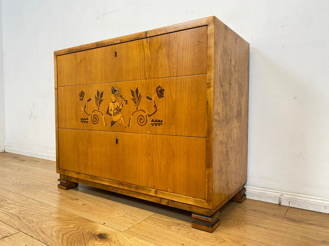 Besonders schöne helle skandinavische Art Deco Kommode aus vollem Holz mit Schubladen und Intarsien I Schubladenkommode Wäschekommode Sideboard Schrank Antik Vintage I