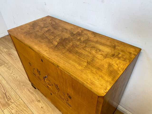 Besonders schöne helle skandinavische Art Deco Kommode aus vollem Holz mit Schubladen und Intarsien I Schubladenkommode Wäschekommode Sideboard Schrank Antik Vintage I