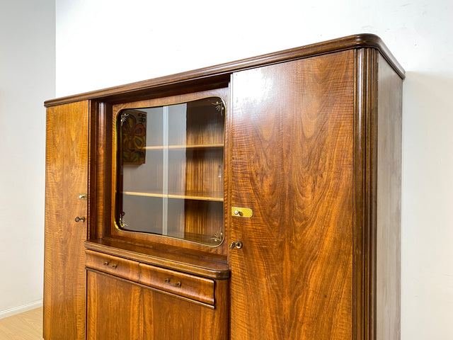 WMK Formschöner & sehr gut erhaltener 1930er Jahre Art Deco Wohnzimmerschrank aus vollem Holz mit Vitrine, Schubladen & Messingbeschlägen # Schrank Highboard Vitrinenschrank Sideboard Anrichte Vintage