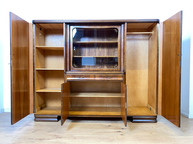 WMK Formschöner & sehr gut erhaltener 1930er Jahre Art Deco Wohnzimmerschrank aus vollem Holz mit Vitrine, Schubladen & Messingbeschlägen # Schrank Highboard Vitrinenschrank Sideboard Anrichte Vintage