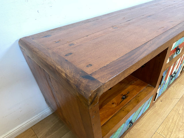 Boatwood by WMK I Formschönes nachhaltiges TV Lowboard mit Schubladen I handgefertigtes Unikat aus altem Bootsholz I Teakholz massiv I Kommode Sideboard Bank Rack Fernsehkommode Berlin Rostock Bayern