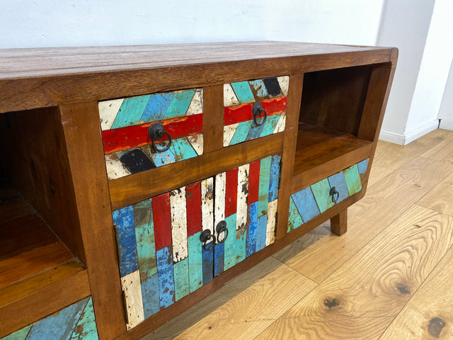 Boatwood by WMK I Formschönes nachhaltiges TV Lowboard mit Schubladen I handgefertigtes Unikat aus altem Bootsholz I Teakholz massiv I Kommode Sideboard Bank Rack Fernsehkommode Berlin Rostock Bayern