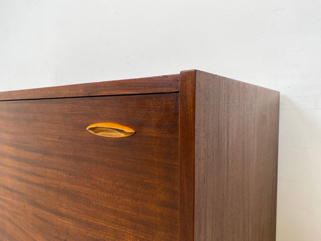 WMK Hübsche Mid-Century Wäschetruhe aus vollem Holz von Möbelfabrik Mörschner Gera, aus dem Jahr 1961 # Schrank Kommode Sideboard Wäschekommode Retro 50er 60er DDR Vintage # Lieferung möglich