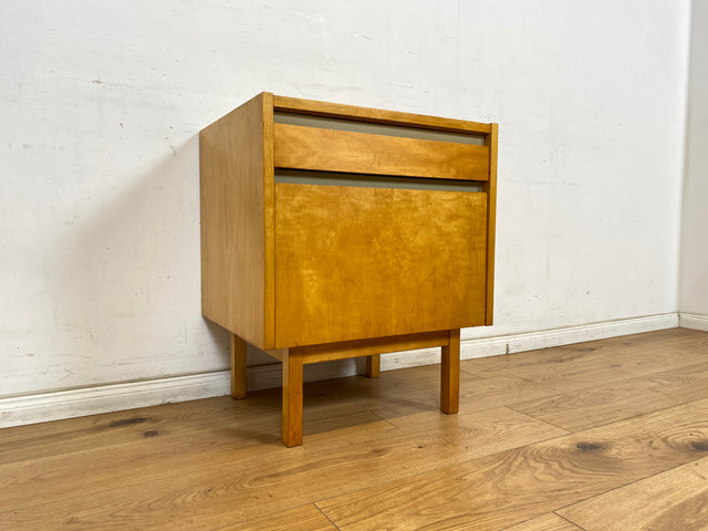 WMK Stilvoller und geräumiger Mid-Century Nachttisch 794/10 von VEB Hellerau in Birke mit Schublade # Nachtschrank Nachtkommode Nachtschränkchen Bedside Table Kommode Vintage DDR 50er 60er