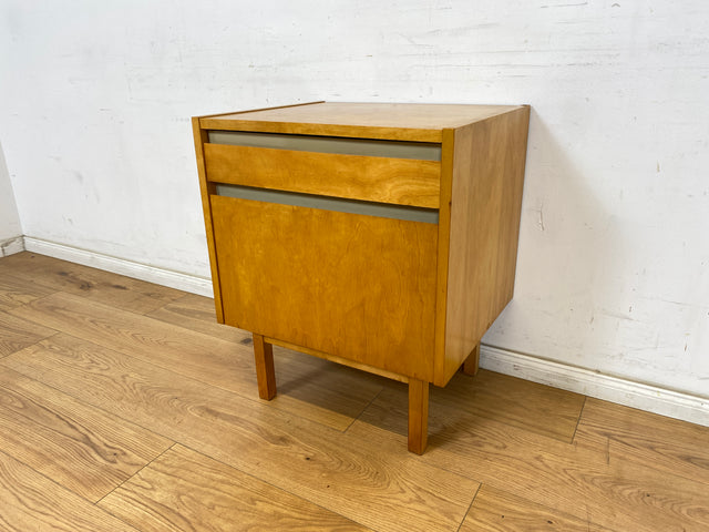 WMK Stilvoller und geräumiger Mid-Century Nachttisch 794/10 von VEB Hellerau in Birke mit Schublade # Nachtschrank Nachtkommode Nachtschränkchen Bedside Table Kommode Vintage DDR 50er 60er