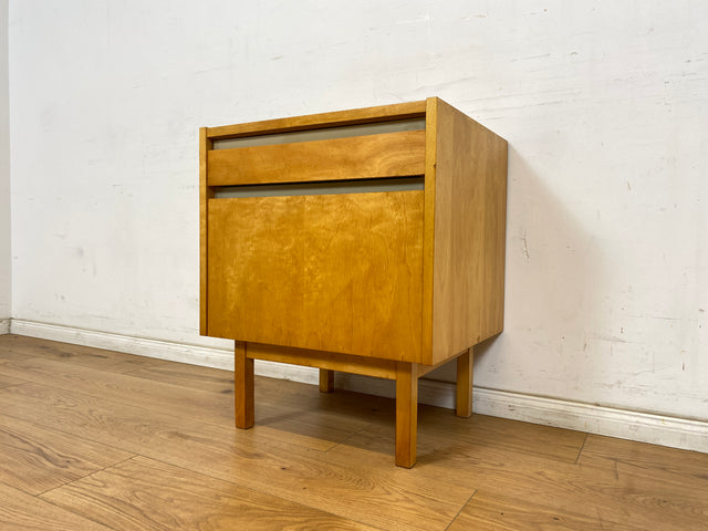 WMK Stilvoller und geräumiger Mid-Century Nachttisch 794/10 von VEB Hellerau in Birke mit Schublade # Nachtschrank Nachtkommode Nachtschränkchen Bedside Table Kommode Vintage DDR 50er 60er