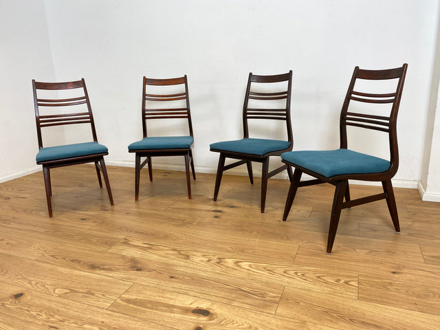 WMK Set aus 4 besonders schönen und sehr gut erhaltenen Mid-Century Esszimmerstühlen mit neuem petrol blauem Bezug # Stühle Küchenstühle Holzstühle Strebenstühle Dinining Chairs Vintage 60er Retro