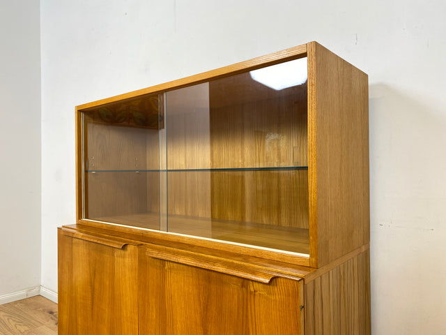 WMK Schöne & gut erhaltene Mid-Century Vitrine in Esche von VEB Bad Liebenwerda aus 1966, baugleich mit VEB Hellerau # Highboard Schubladenkommode Geschirrschrank Sideboard Kommode 60er DDR Vintage