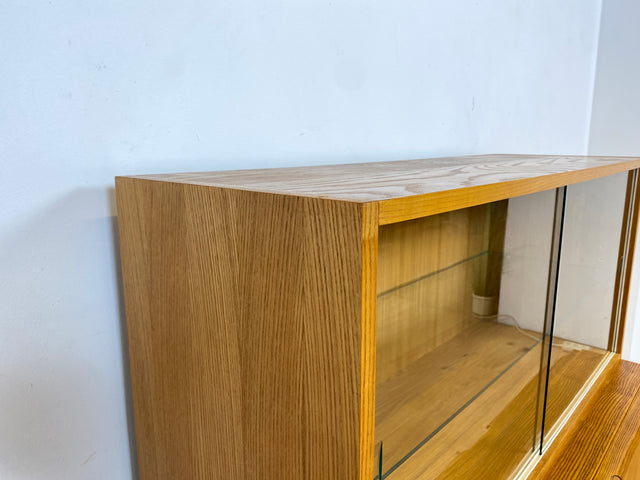 WMK Schöne & gut erhaltene Mid-Century Vitrine in Esche von VEB Bad Liebenwerda aus 1966, baugleich mit VEB Hellerau # Highboard Schubladenkommode Geschirrschrank Sideboard Kommode 60er DDR Vintage