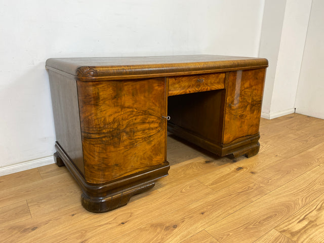 WMK Ein Schmuckstück! Imposanter & gut erhaltener antiker Schreibtisch aus vollem Holz in edlem Wurzeholz mit Schubladen # Arbeitstisch Bürotisch Desk Cheftisch Echtholzfurnier Art Deco Vintage 30er