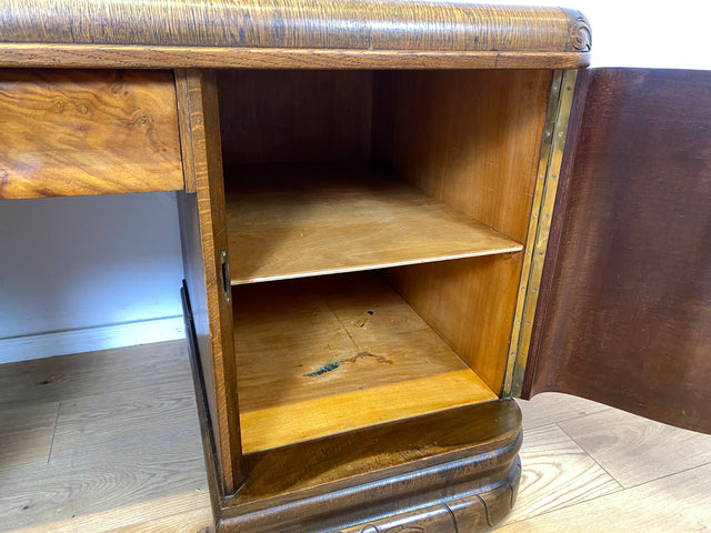 WMK Ein Schmuckstück! Imposanter & gut erhaltener antiker Schreibtisch aus vollem Holz in edlem Wurzeholz mit Schubladen # Arbeitstisch Bürotisch Desk Cheftisch Echtholzfurnier Art Deco Vintage 30er