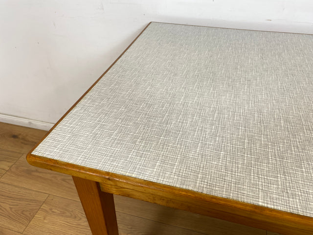 WMK Freundlicher und sehr gut erhaltener Mid-Century Esstisch mit pflegeleichter Resopal Tischplatte # Tisch Holztisch Esszimmertisch Küchentisch Dining Table Vintage Retro 50er 60er # Versand möglich