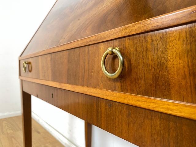 WMK Eleganter und sehr gut erhaltener schwedischer 60er Jahre Sekretär im antikem Stil aus vollem Holz mit fester Schreibplatte # Schreibschrank Schreibtisch Schminktisch Lady Desk Stilmöbel Vintage