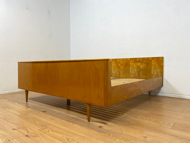 WMK Stilvolles und sehr gut erhaltenes Mid-Century Doppelbett mit passenden und intakten Lattenrosten für Matratzen 90x190 bzw. 180x190cm # Bett Schlafzimmerbett Bed Schlafzimmer Vintage 50er 60er