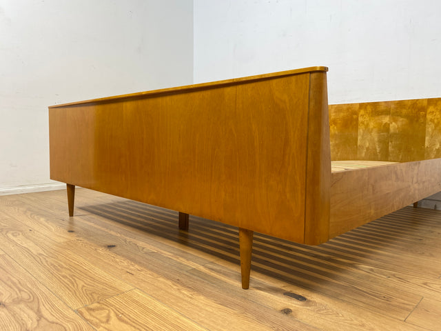 WMK Stilvolles und sehr gut erhaltenes Mid-Century Doppelbett mit passenden und intakten Lattenrosten für Matratzen 90x190 bzw. 180x190cm # Bett Schlafzimmerbett Bed Schlafzimmer Vintage 50er 60er