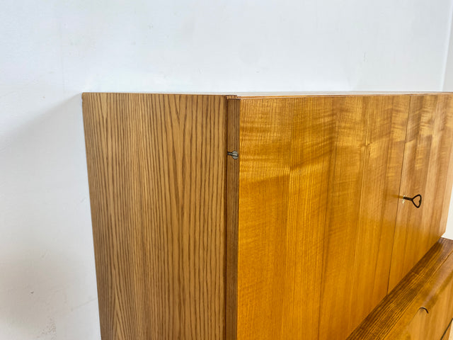 WMK Schöner & gut erhaltener Mid-Century Highboard in Esche aus 1966 von VEB Bad Liebenwerda, baugleich mit VEB Hellerau # Schrank Wäscheschrank Wäschekommode Sideboard Kommode 60er DDR Vintage Retro