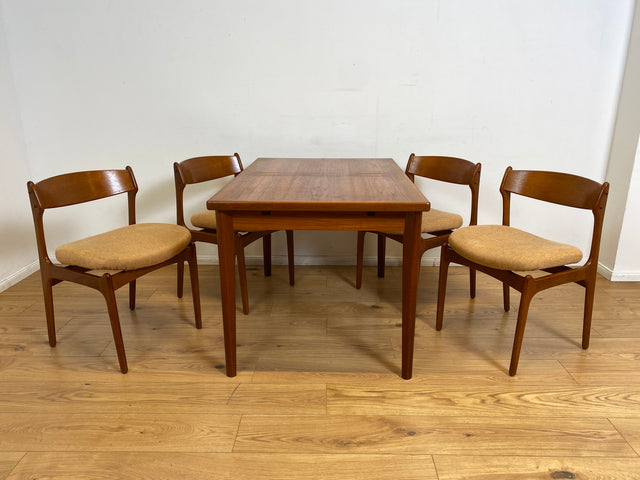 WMK I 4er Set skandinavischer Designer Stühle Model 49 von Erik Buck für O.D. Møbler I Teakholz I Esszimmerstühle Küchenstühle Chairs Danish Design Mid-Century Vintage Teak I Berlin Stuttgart Dresden