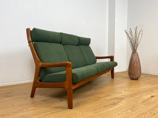 WMK Hochwertiges & sehr gut erhaltenes skandinavisches Designersofa von Gustav Thams für A/S Vejen mit Teakholz Rahmen und neuem grünen Bezug # Sofa Couch Bank Teak Danish Design Mid-Century Vintage