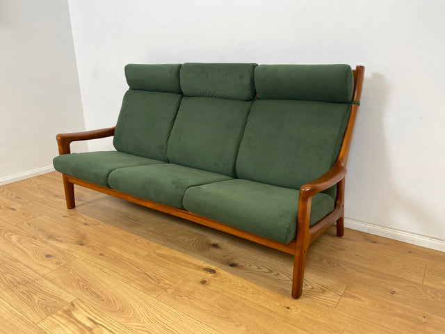 WMK Hochwertiges & sehr gut erhaltenes skandinavisches Designersofa von Gustav Thams für A/S Vejen mit Teakholz Rahmen und neuem grünen Bezug # Sofa Couch Bank Teak Danish Design Mid-Century Vintage