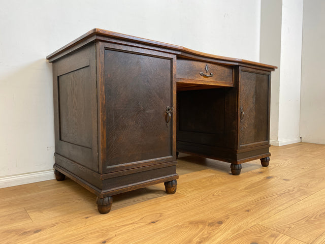 WMK Imposanter und sehr gut erhaltener antiker Schreibtisch aus vollem Holz mit Schubladen und edlen Messingbeschlägen # Arbeitstisch Bürotisch Sekretär Writing Desk Jugendstil Gründerzeit Vintage