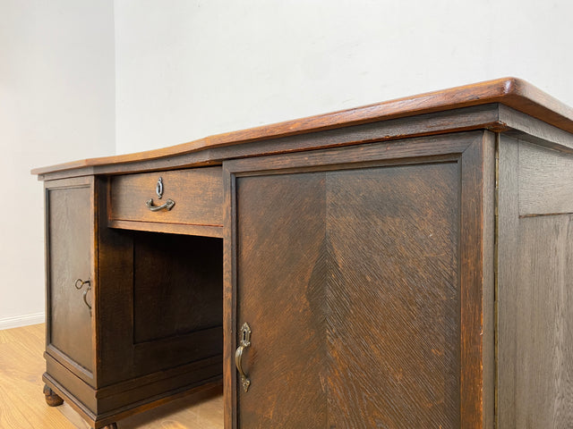 WMK Imposanter und sehr gut erhaltener antiker Schreibtisch aus vollem Holz mit Schubladen und edlen Messingbeschlägen # Arbeitstisch Bürotisch Sekretär Writing Desk Jugendstil Gründerzeit Vintage