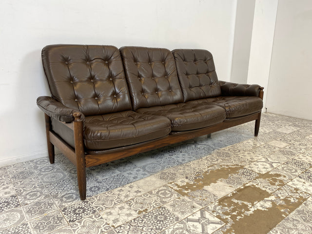 WMK Sehr schönes & gut erhaltenes skandinavisches Sofa mit Rahmen aus Palisander und Bezug aus gestepptem Echtleder # Ledersofa Couch Ledercouch Sitzgarnitur 3-Sitzer Danish Design 60er 70er Vintage