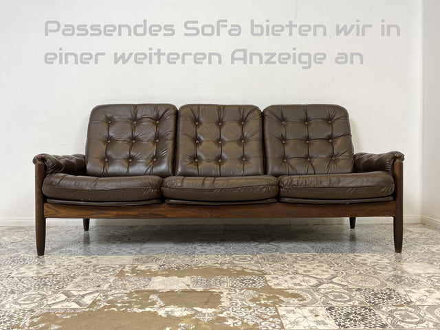 WMK Sehr schöner und gut erhaltener skandinavischer Loungesessel mit edlem Palisander Rahmen und gestepptem Echtleder Bezug # Sessel Ledersessel Lesesessel Sitzgarnitur Danish Design 70er Vintage