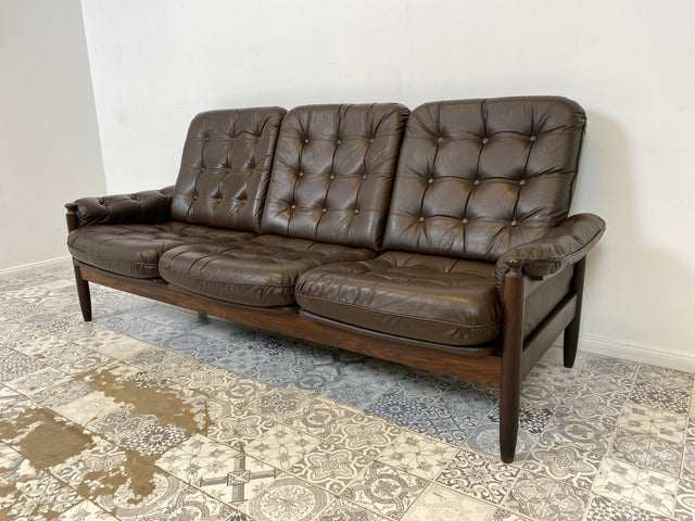 WMK Sehr schönes & gut erhaltenes skandinavisches Sofa mit Rahmen aus Palisander und Bezug aus gestepptem Echtleder # Ledersofa Couch Ledercouch Sitzgarnitur 3-Sitzer Danish Design 60er 70er Vintage