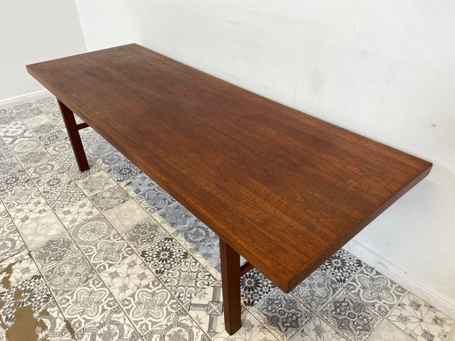 WMK Stilvoller und sehr gut erhaltener großer skandinavischer Couchtisch in Teakholz # Tisch Wohnzimmertisch Coffee Table Mid-Century Vintage Loft Danish Design Scandinavian Teak # Lieferung möglich