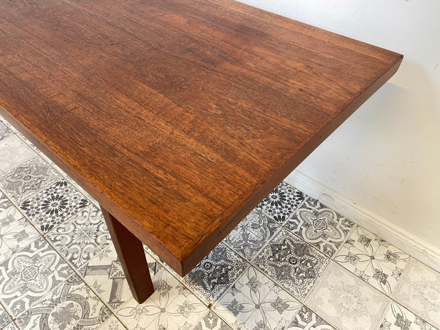 WMK Stilvoller und sehr gut erhaltener großer skandinavischer Couchtisch in Teakholz # Tisch Wohnzimmertisch Coffee Table Mid-Century Vintage Loft Danish Design Scandinavian Teak # Lieferung möglich