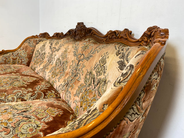 WMK Pompöses und sehr gut erhaltenes Vintage Sofa im Stile des Barock mit edlem Brokat Bezug und reichverziertem Holzrahmen # Couch 3-Sitzer Sitzgarnitur Rokoko Chippendale Stilmöbel Samt Altrosa