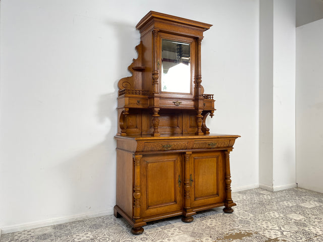 WMK Prachtvoller und gut erhaltener antiker Büffetschrank aus massivem Eichenholz mit prunkvollen Messingbeschlägen, um 1900 # Anrichte Aufsatzbuffett Buffett Schrank Highboard Gründerzeit Vintage