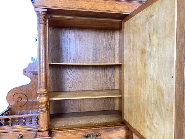 WMK Prachtvoller und gut erhaltener antiker Büffetschrank aus massivem Eichenholz mit prunkvollen Messingbeschlägen, um 1900 # Anrichte Aufsatzbuffett Buffett Schrank Highboard Gründerzeit Vintage