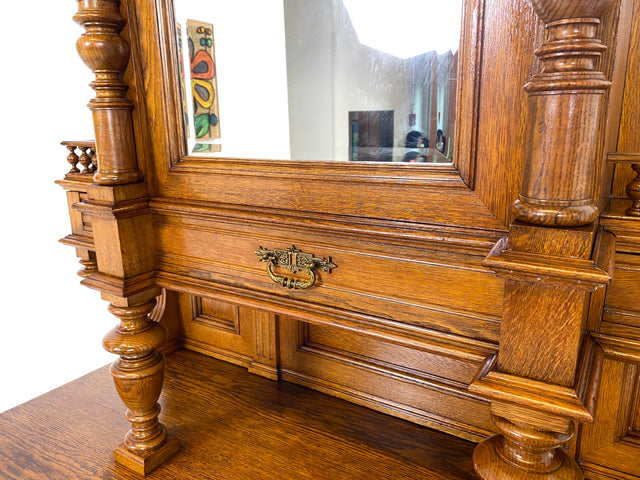 WMK Prachtvoller und gut erhaltener antiker Büffetschrank aus massivem Eichenholz mit prunkvollen Messingbeschlägen, um 1900 # Anrichte Aufsatzbuffett Buffett Schrank Highboard Gründerzeit Vintage