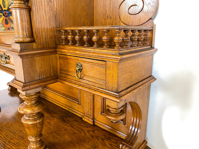 WMK Prachtvoller und gut erhaltener antiker Büffetschrank aus massivem Eichenholz mit prunkvollen Messingbeschlägen, um 1900 # Anrichte Aufsatzbuffett Buffett Schrank Highboard Gründerzeit Vintage