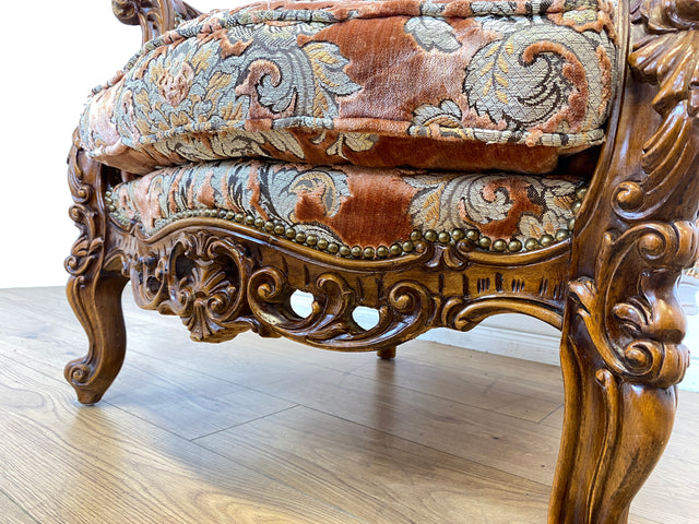 WMK 1/2 Pompöser und sehr gut erhaltener Vintage Sessel im Stile des Barock mit edlem Brokat Bezug und reichverziertem Holzrahmen # Armchair Stuhl Sitzgarnitur Rokoko Chippendale Stilmöbel Altrosa