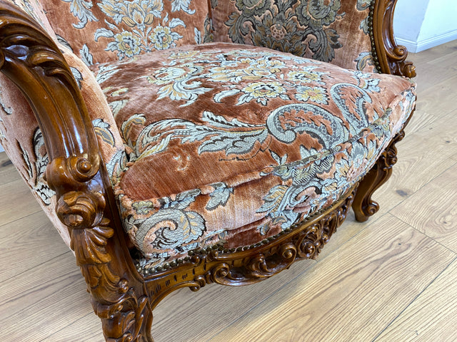 WMK 1/2 Pompöser und sehr gut erhaltener Vintage Sessel im Stile des Barock mit edlem Brokat Bezug und reichverziertem Holzrahmen # Armchair Stuhl Sitzgarnitur Rokoko Chippendale Stilmöbel Altrosa