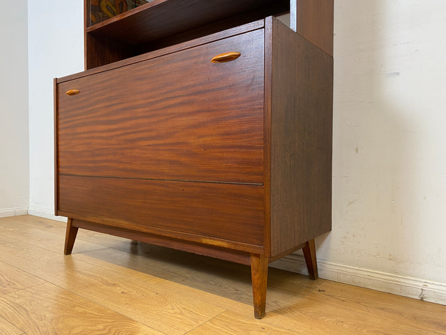 WMK I Schöne Mid-Century Vitrine mit Wäscheschrank, Vollholz