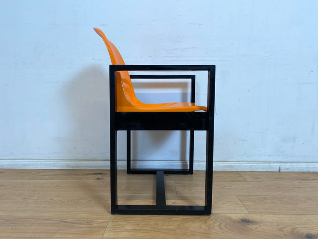 WMK 1/3 Kultiger & sehr gut erhaltener 70er Jahre Designerstuhl von Mann Möbel mit Kunststoffschale in knalligem orange & Holzgestell # Stuhl Sessel Designersessel Chair Design Retro Space Age Vintage