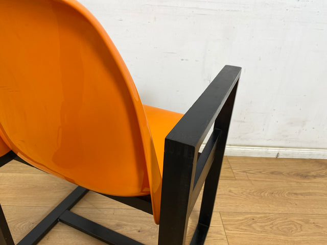 WMK 1/3 Kultiger & sehr gut erhaltener 70er Jahre Designerstuhl von Mann Möbel mit Kunststoffschale in knalligem orange & Holzgestell # Stuhl Sessel Designersessel Chair Design Retro Space Age Vintage