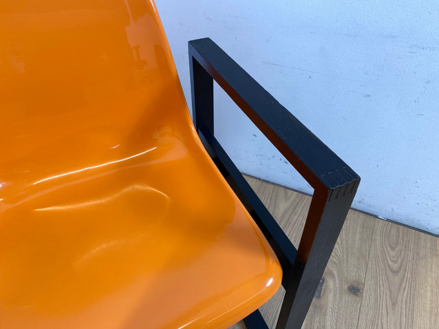 WMK 1/3 Kultiger & sehr gut erhaltener 70er Jahre Designerstuhl von Mann Möbel mit Kunststoffschale in knalligem orange & Holzgestell # Stuhl Sessel Designersessel Chair Design Retro Space Age Vintage