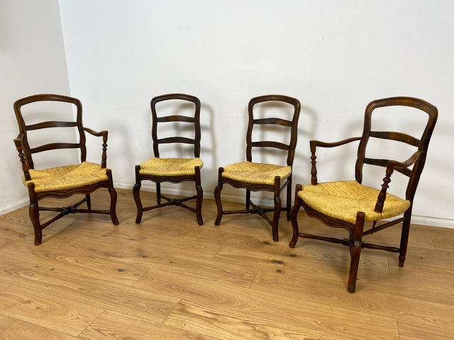 WMK Set aus 4 eleganten und bequemen antiken Esszimmerstühlen aus vollem Holz mit Binsengeflecht und Leiterrückenlehnen # Stühle Holzstühle Küchenstühle Provenzalische Armlehnenstühle Rattan Vintage