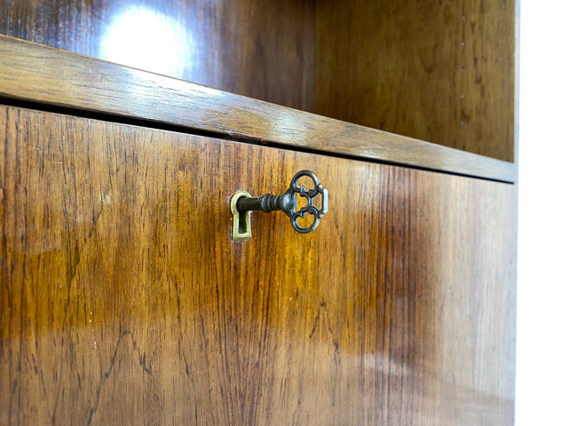 WMK Stilvolles und sehr gut erhaltenes skandinavisches Highboard im Palisander mit verspiegeltem Barfach & Schubladen # Schrank Barschrank Barkommode Kommode Sideboard Rosewood Danish Design Vintage