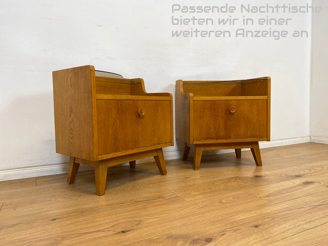 WMK Stilvolles und sehr gut erhaltenes Mid-Century Lowboard aus vollem Holz mit Schubladen, Glasauflage und schönen Holzgriffen # Sideboard Kommode TV-Lowboard Fernsehkommode Flurkommode Vintage 60er