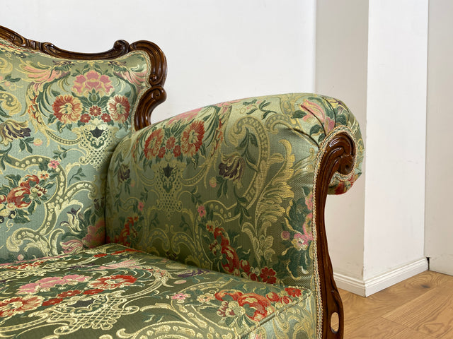 WMK Pompöses und sehr gut erhaltenes freistehendes Vintage Sofa im Stile des Rokoko mit reichverziertem Holzrahmen und hochwertigem floralem Bezug # Couch 3-Sitzer 3er Chaiselongue Barock Stilmöbel