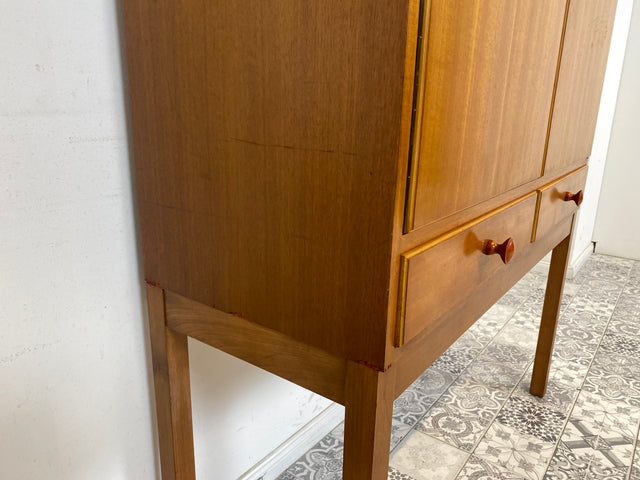 WMK Schönes und geräumiges Mid-Century Highboard aus vollem Holz mit Schubladen # Schrank Kommode Sideboard Hochschrank Geschirschrank Wäscheschrank Mid-Century Vintage 60er # Lieferung möglich