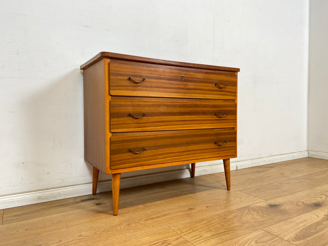 WMK Stilvolle & hochwertige skandinavische Kommode aus vollem Holz in sehr gutem Zustand, mit Schubladen & tollen Messinggriffen # Kommode Sideboard Wäschekommode Schubladenkommode Mid-Century Vintage